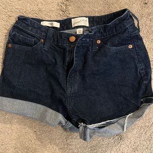 Universal thread shorts